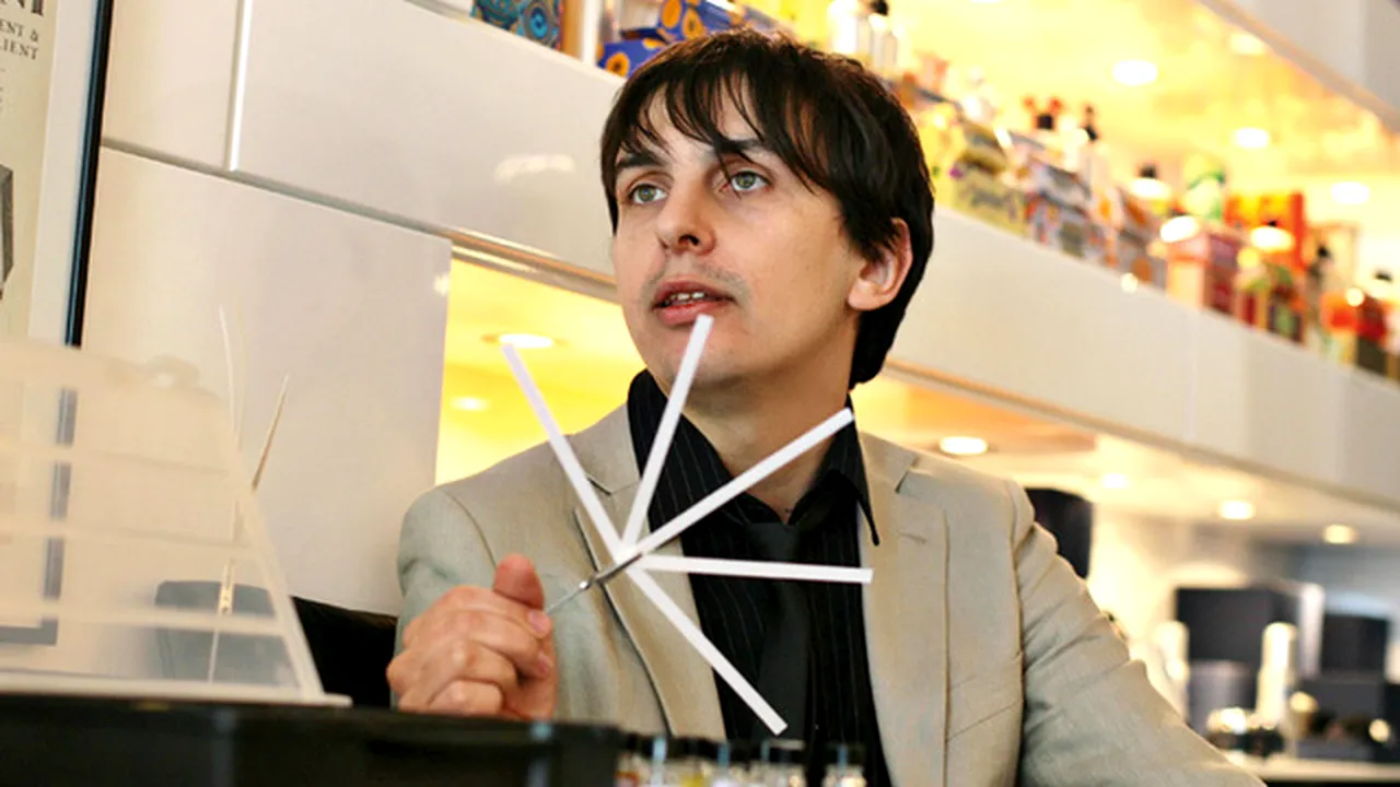 Niciun român nu mai are această meserie: ''Lucrez pentru elite. Am ales cariera din vocație''