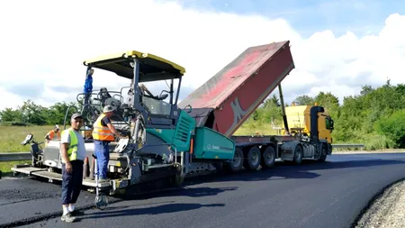 Restricții rutiere pe mai multe drumuri din județul Vâlcea, marți, din cauza unor lucrări în carosabil. DN7 e cel mai afectat