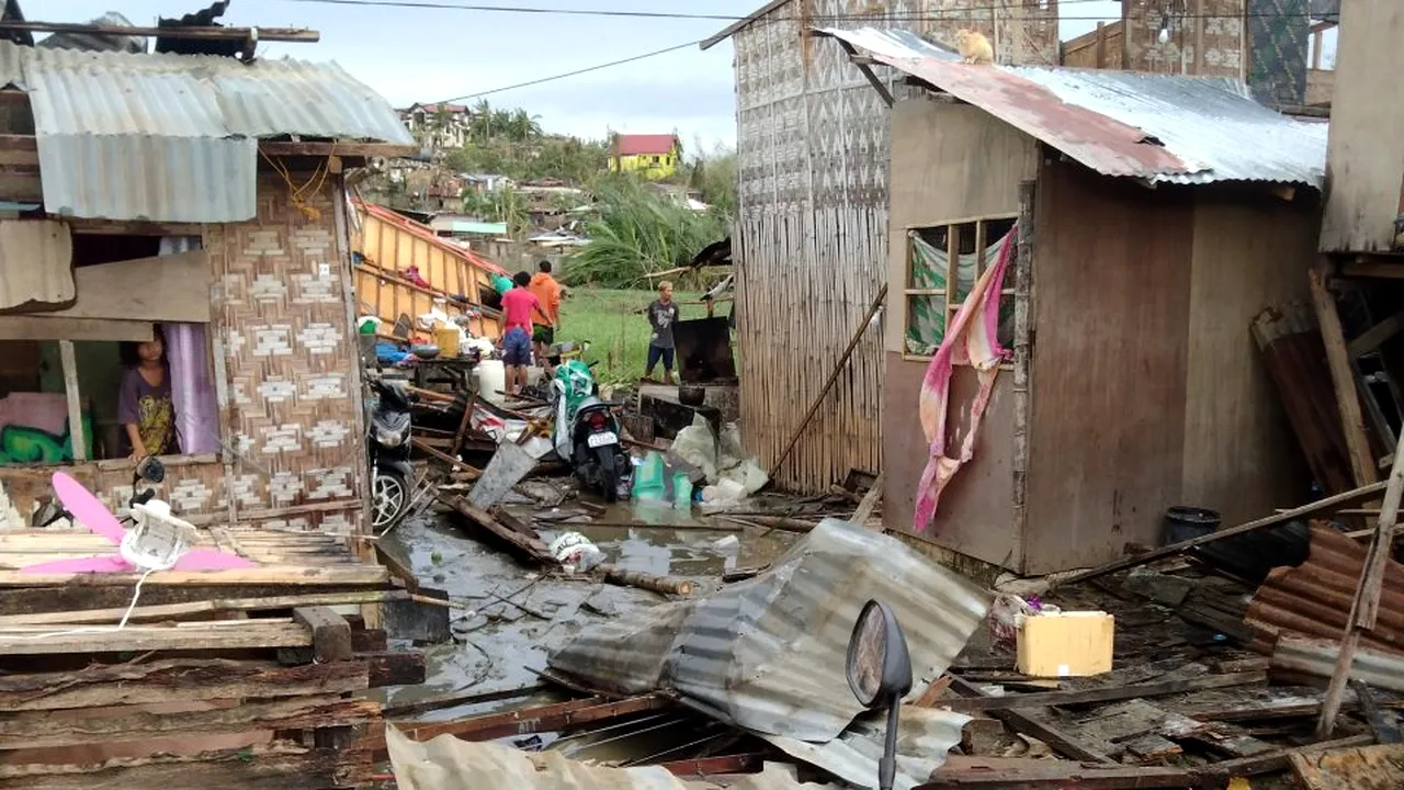 Filipine: Taifunul Rai a provocat decesul a 208 persoane