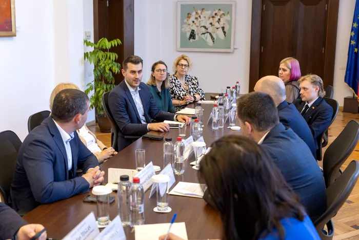 Ciprian Ciucu s-a întâlnit cu membrii Ambasadei Germaniei și ai parlamentului german, la București. Problemele Capitalei, pe ordinea de zi