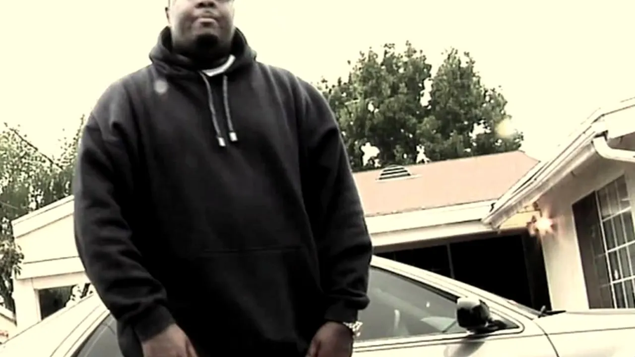 Un rapper a fost împușcat mortal într-un restaurant McDonald's din California