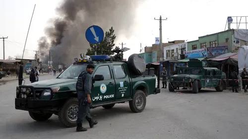 Încă o explozie în Kabul | MApN a anunțat cine este militarul român ucis în atentatul terorist din Kabul / Bilanțul victimelor: cel puțin 10 morți și 42 de răniți - VIDEO