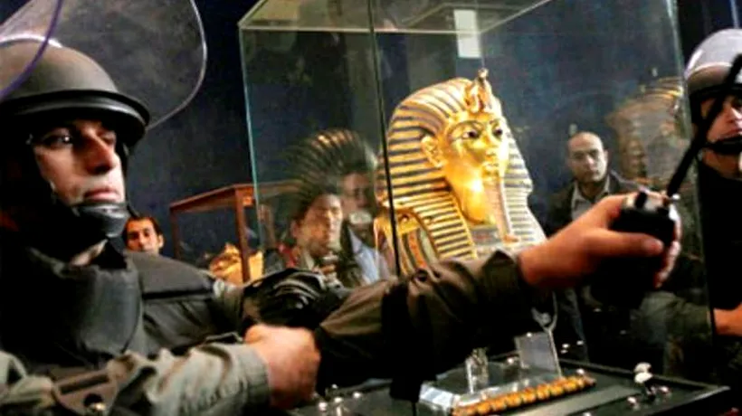 Masca funerară din aur a lui Tutankhamon a fost distrusă permanent