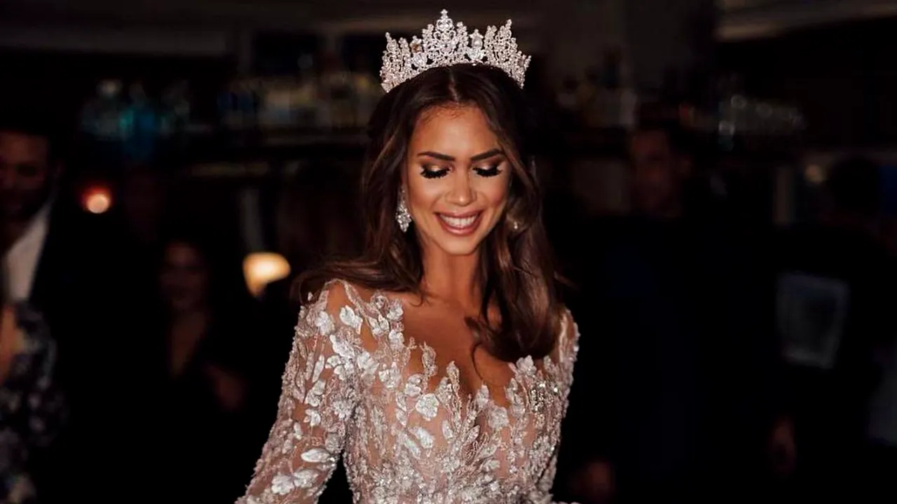 Momentul rușinos prin care a trecut mireasă trădată de propriul stomac: Și-a distrus singură nunta și rochia de 12.000 de lire după mai multe băuturi detoxifiante