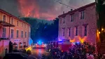 Incendiul de vegetație scapă de sub control în sudul Franței. Flăcările au mistuit peste 1.700 de hectare. Sute de oameni, evacuați de urgență