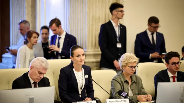 Întâlnire TRUMP–Dan?! Hurezeanu a înmânat invitația către SUA. Oana Țoiu: „Vor fi demersuri foarte clare în această direcție”