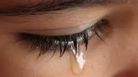 „Avem 15 ani când m-a VIOLAT