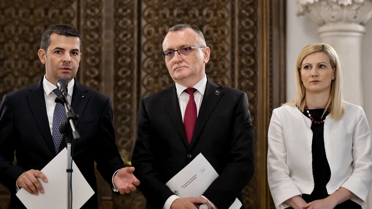 Noi consultări la Cotroceni. PMP, către Iohannis: Trebuie implementat și referendumul din 2009 / ALDE: Avem rezerve legat de extinderea dreptului de a ataca la CCR ordonanțele de urgență / Pro România susține moțiunea de cenzură la adresa Guvernului