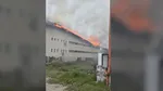 Un incendiu puternic a izbucnit la o pensiune din Tulcea. Flăcările au cuprins și o altă pensiune din apropiere