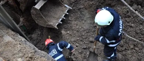 Grav accident de muncă la Drobeta-Turnu Severin: Trei muncitori, prinși sub un mal de pământ