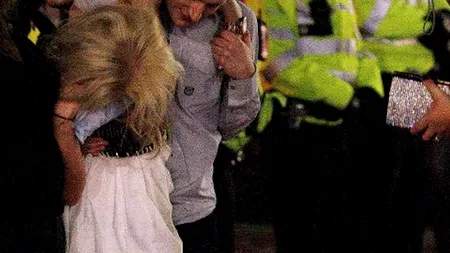 GALERIE FOTO: DEZMĂȚ în Marea Britanie, după ce barurile au scăzut prețul băuturilor alcoolice