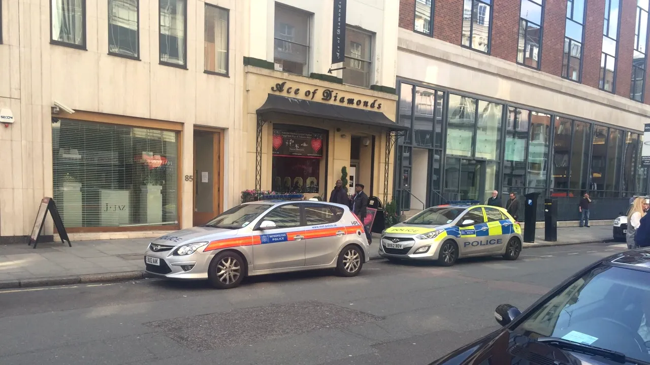 Lovitură de Paște la Londra: cum au furat hoții bijuterii de 275 de milioane de euro