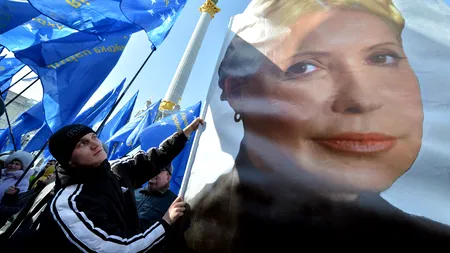 Mii de ucraineni au manifestat la Kiev împotriva 