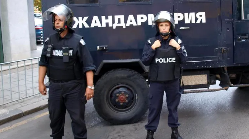 Un polițist bulgar, reținut în timp ce ajuta doi irakieni să traverseze ilegal granița cu Turcia