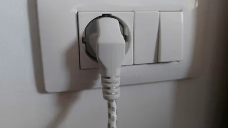 Aparatul din casă care CONSUMĂ cât 3.000 de becuri economice. Consumă în 15 minute cât alte aparate în 24 de ore