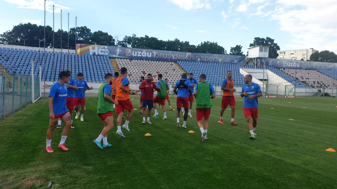 Gloria Buzău, rămasă fără FINANȚARE. Drum închis pentru echipa de fotbal? Mingea 