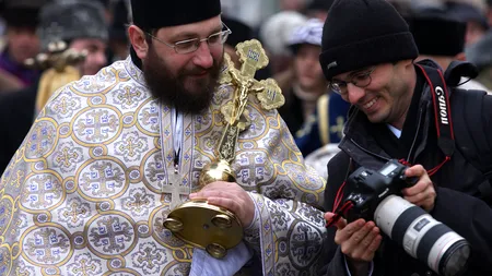 CUM VEDE BĂRBATUL DE 40 DE ANI FEMEIA. Constantin Necula, preot: 