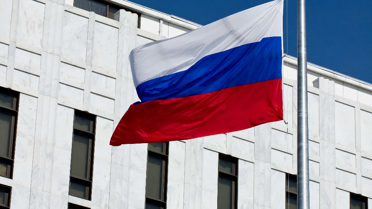 Ambasada ultrasecurizată a Rusiei din Washington și-a sporit nivelul de securitate. 