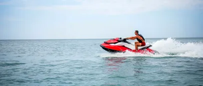 Mama băiatului spulberat de un jetski la Eforie Nord, mesaj DISPERAT: „Cei care au imagini să mă contacteze”