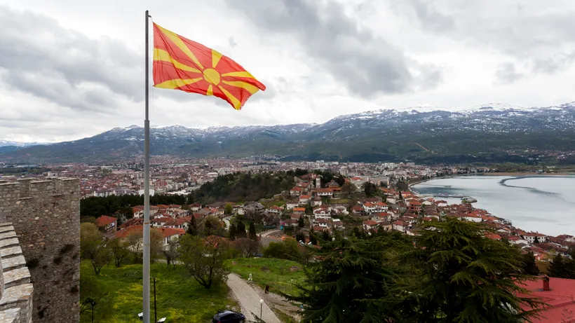 Bulgaria bate cu pumnul în masă, la Bruxelles! Aderarea Macedoniei de Nord la UE, blocată de Sofia!