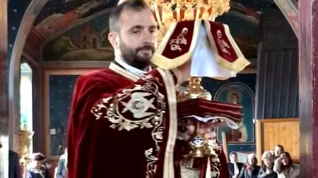 CRIZĂ. Un preot din Argeș și-a scos mașina Audi Q7 la vânzare pe pagina de Facebook a parohiei. Cât costă bolidul