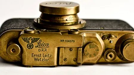 Cu cât s-a vândut la licitație un aparat de fotografiat Leica extrem de rar
