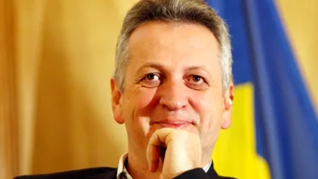 Fenechiu se angajează față de FMI să aducă manageri privați 