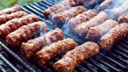 Studiu. Boala cu care te poți alege din cauza fumului de la grătar