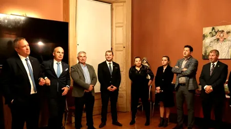 Nicolae Ciucă și Rareș Bogdan, întâlnire cu românii din Irlanda: „Le-am spus că îi așteptăm acasă”