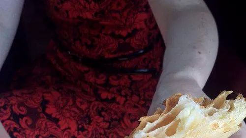 Ce a găsit o femeie din Arad într-o plăcintă cu brânză