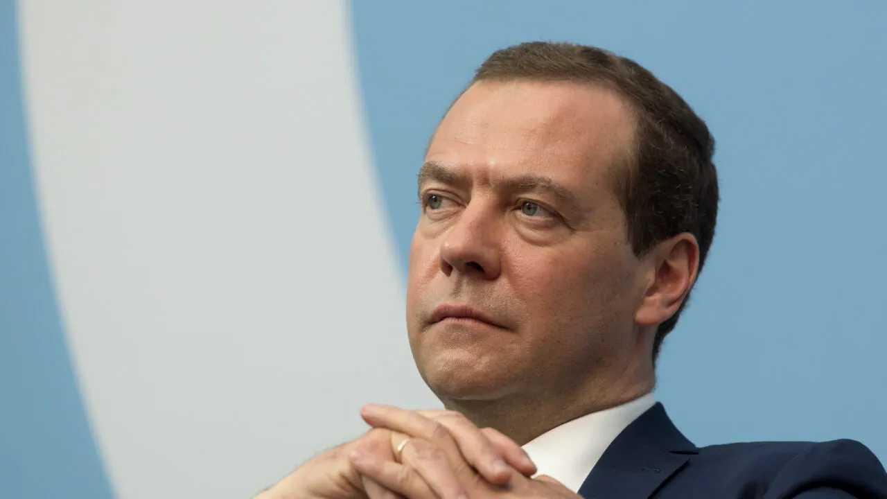 Dmitri Medvedev amenință Kievul cu „răzbunare inevitabilă”, după asasinarea generalului KIRILLOV: „Trebuie să-i distrugem pe cei responsabili”