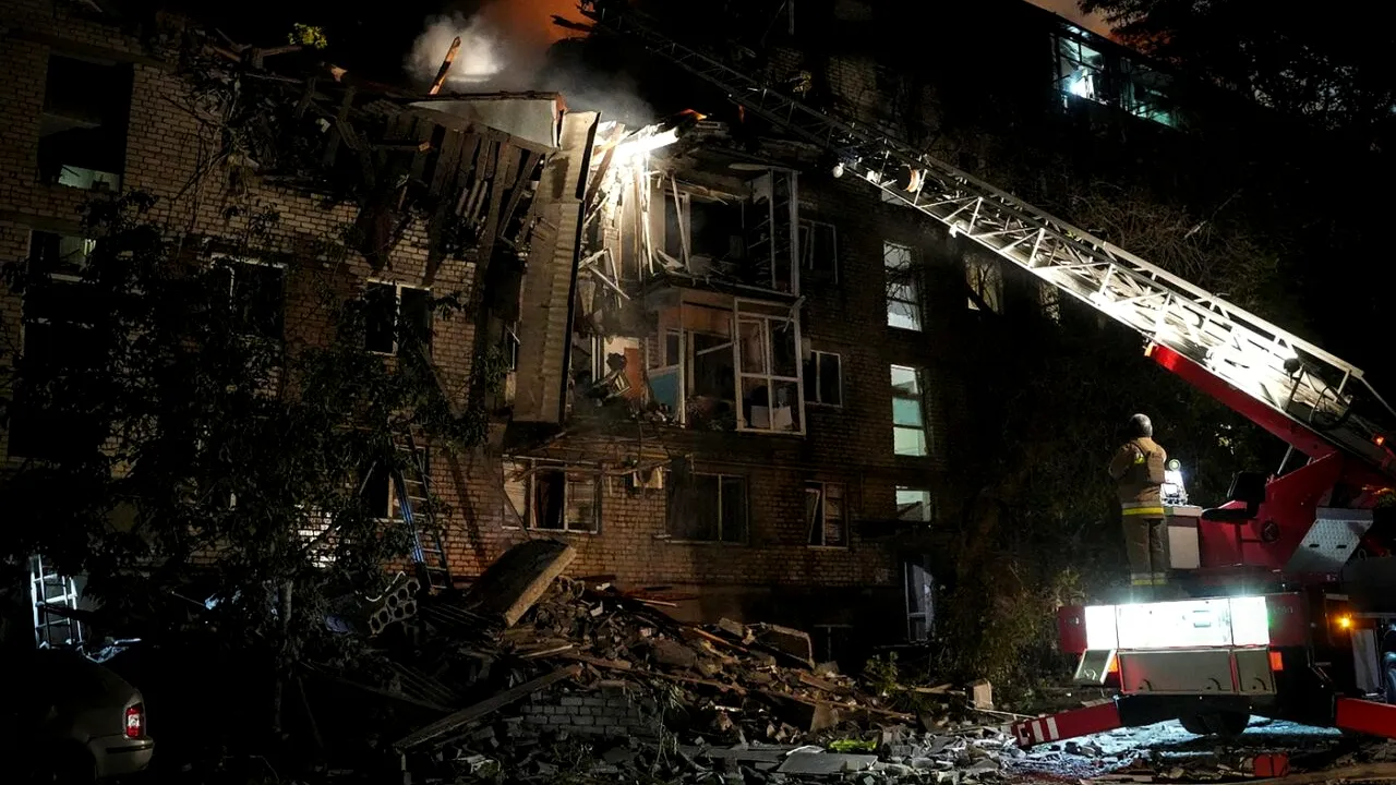 Rusia a desfășurat un nou atac masiv asupra Ucrainei/ BOMBARDAMENTELE din Kiev s-au soldat cu patru victime