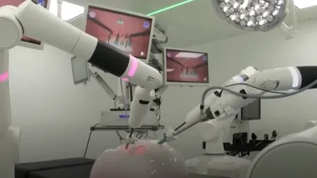 Sistemul de chirurgie robotizată utilizat în întreaga Europă a finalizat 1.000 de intervenții chirurgicale