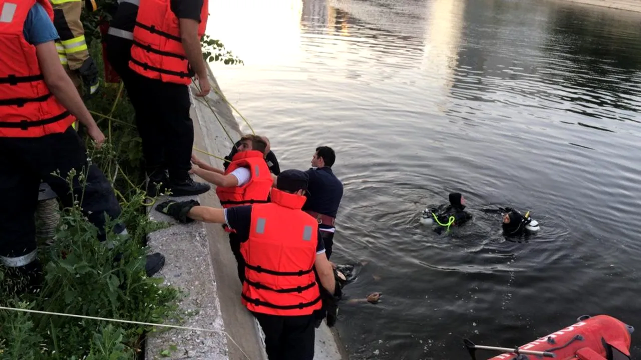TRAGEDIE ÎN CAPITALĂ. Cadavrul unui bărbat, găsit în râul Dâmbovița