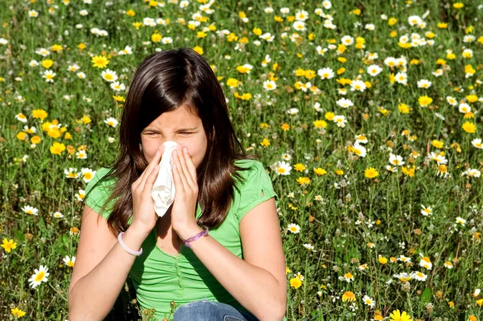 Primăvara apar alergiile la polen de copaci și arbori cu înflorire timpurie și ierburi