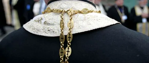 Un mitropolit criticat pentru stilul său de viață extravagant și-a donat Rolex-ul, unul dintre puținele sale obiecte personale