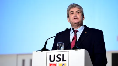 Incidente la lansarea candidaților USL. Gabriel Oprea a fost huiduit de un grup de manifestanți veniți din Piața Universității