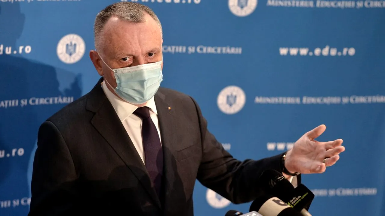 Ministrul Educației anunță ce se întâmplă cu examenele naționale în 2021!