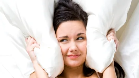 Ponturi pentru a combate insomnia și a avea un somn liniștit