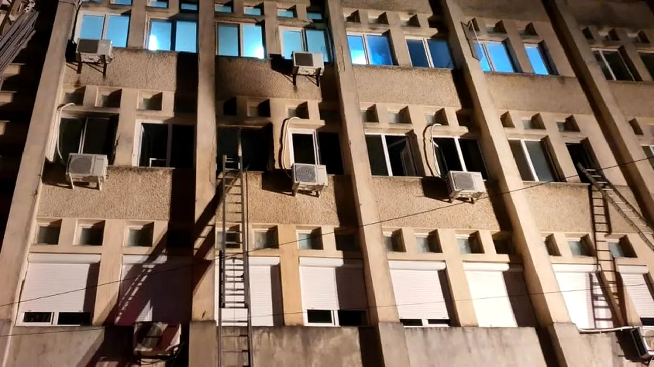 Șase percheziții în ancheta privind incendiul de la Spitalul Județean din Piatra Neamț. Polițiștii caută documente referitoare la funcționarea secției ATI