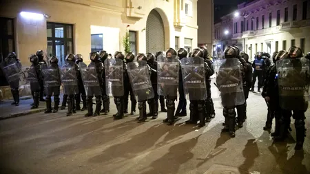 Percheziții la protestatarii violenți de la BEC, din 9 martie