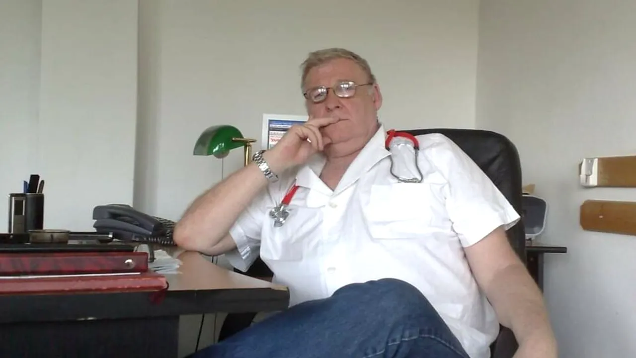 Gorj: Șeful Asociației Medicilor de Familie, obligat să ia măsuri drastice pentru a reduce consumul de energie, își consultă pacienții la veioză. „Nu avem altă soluție”