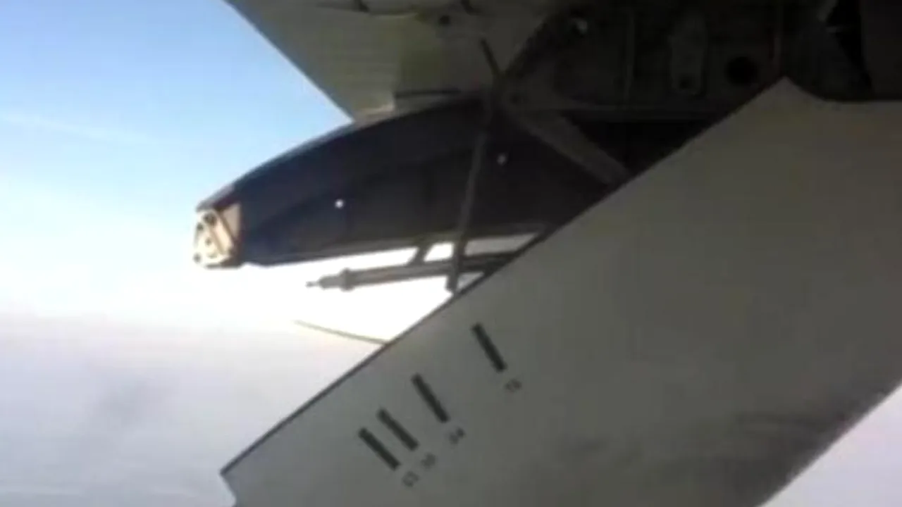 Nimeni nu vrea să vadă așa ceva pe geamul avionului în care se află