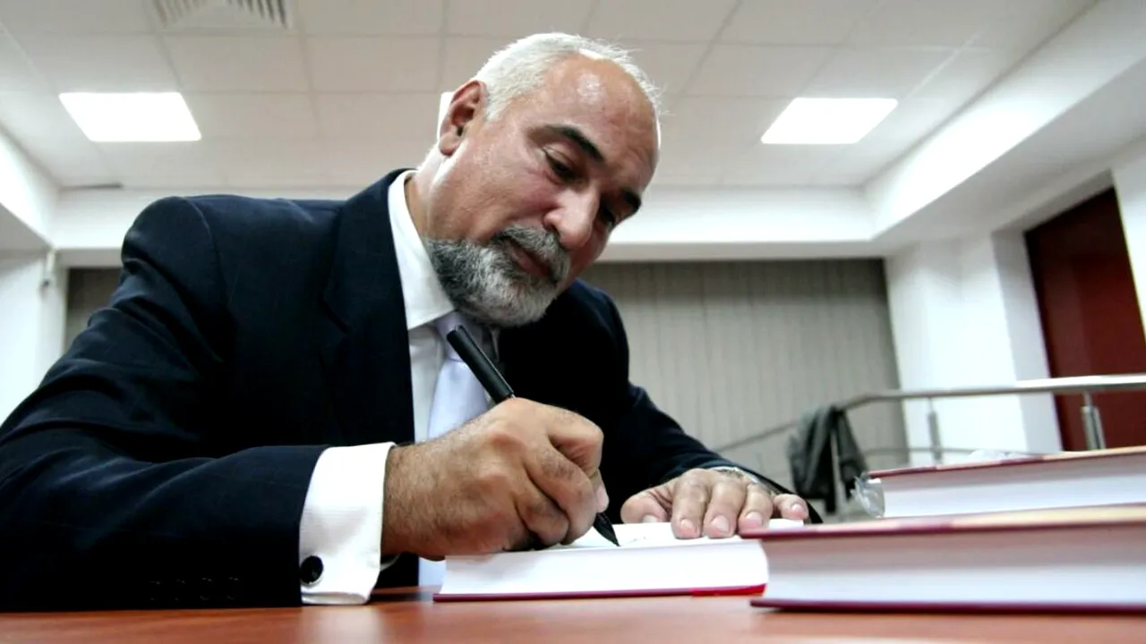 Varujan Vosganian, după ce ultimele sale două facturi la gaze au depășit 6.200 de lei: „Eu, care am fost în mai multe rânduri ministrul Energiei, sunt jecmănit cot la cot cu atâția alți cetățeni simpli, dar onorabili”