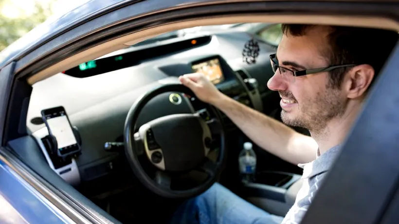 (P) VIDEO. Cum decurge o cursă Uber și cât poți câștiga ca șofer partener 