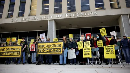 Associated Press: Donald Trump se pregătește să solicite închiderea Departamentului pentru EDUCAȚIE