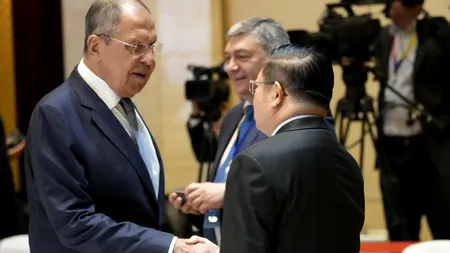 Ministrul de Externe, Serghei Lavrov, și omologul său chinez au discutat demararea unui proiect de SECURITATE, în Eurasia, pe model NATO