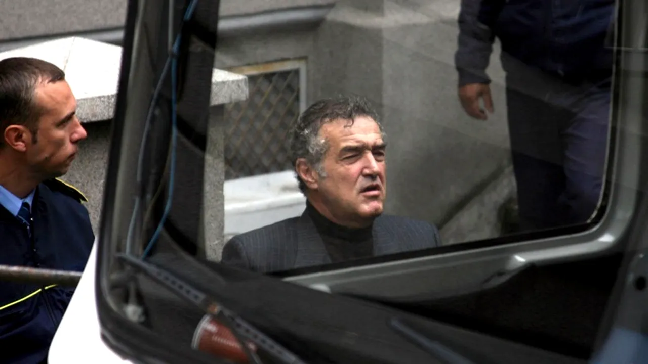 Pedeapsa lui Gigi Becali rămâne în regim deschis
