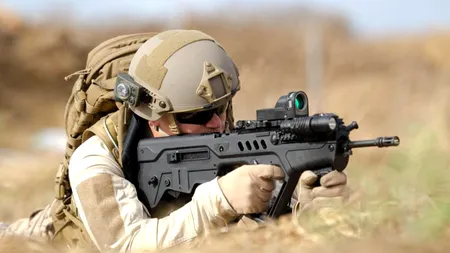 RĂZBOI Israel-Hamas: Operațiune militară în Marea Roșie. 4 drone lansate de rebelii Houthi care se îndreptau spre o navă americană, distruse