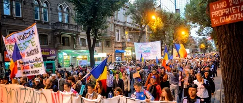 Conducerea liberalilor se delimitează de declarațiile președintelui Comisiei SIE, Mihăiță Calimente (PNL), privind protestele din Piața Universității